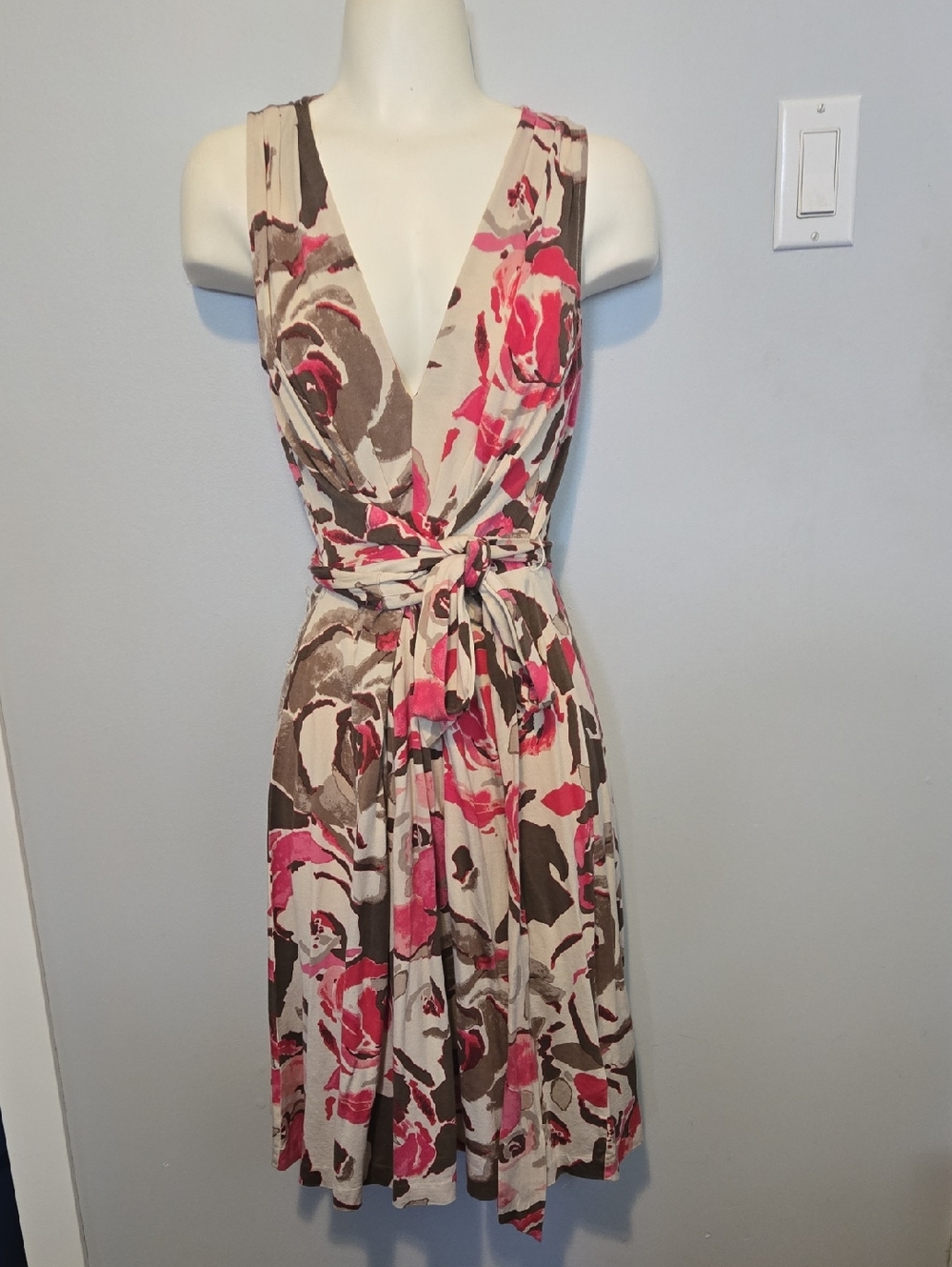 Banana Republic Floral Wrap Midi Dress in Pink & Brown Cotton And Silk Blend